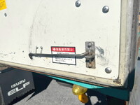 ISUZU Elf Aluminum Van TRG-NMR85AN 2015 183,329km_33