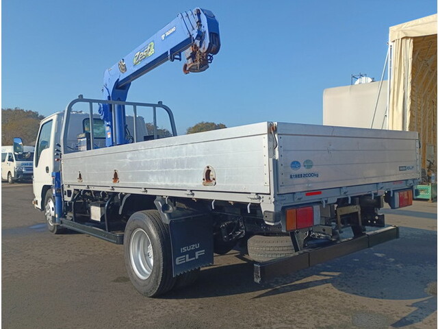 Elf Truck (With 4 Steps Of Cranes)_2