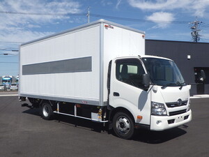 HINO Dutro Panel Van TKG-XZU720M 2017 105,254km_1