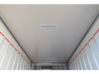 ISUZU Elf Refrigerator & Freezer Truck 2SG-NPR88AN 2020 136,765km_12