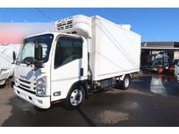 ISUZU Elf Refrigerator & Freezer Truck 2SG-NPR88AN 2020 136,765km_1
