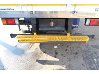 ISUZU Elf Refrigerator & Freezer Truck 2SG-NPR88AN 2020 136,765km_20