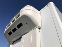 ISUZU Forward Refrigerator & Freezer Truck TKG-FRR90S2 2015 446,000km_7