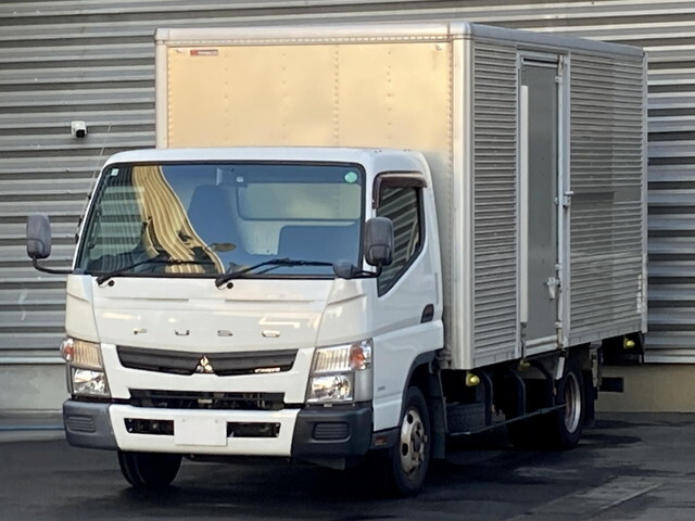 Canter Aluminum Van_1