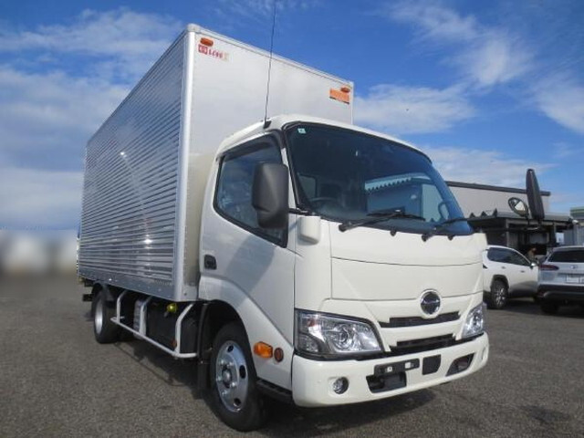 HINO Dutro Aluminum Van 2KG-XZU655M 2025 1,141km