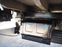 ISUZU Elf Cattle Transport Truck SKG-NPR85YN 2013 9,233km_15