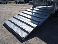 ISUZU Elf Cattle Transport Truck SKG-NPR85YN 2013 9,233km_16