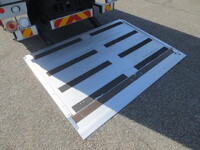 ISUZU Forward Aluminum Van 2RG-FRR90T2 2021 277,929km_10