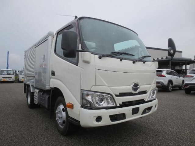 HINO Dutro Aluminum Van 2RG-XZC605M 2020 63,991km