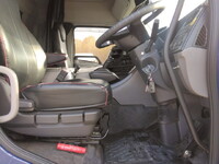 UD TRUCKS Quon Trailer Head 2PG-GK5AAD 2022 455,000km_23