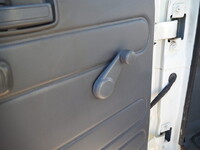 ISUZU Elf Double Cab TRG-NJS85A 2016 66,972km_23