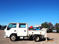 ISUZU Elf Double Cab TRG-NJS85A 2016 66,972km_5