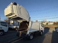 MITSUBISHI FUSO Canter Garbage Truck TKG-FEA50 2015 133,770km_11