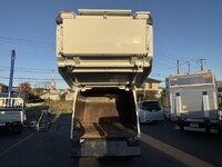 MITSUBISHI FUSO Canter Garbage Truck TKG-FEA50 2015 133,770km_12