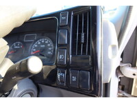 ISUZU Elf Aluminum Van TRG-NLR85AN 2017 263,875km_32