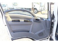 ISUZU Elf Aluminum Van TRG-NLR85AN 2017 263,875km_39