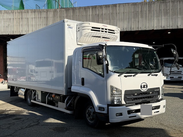 UD TRUCKS Condor Refrigerator & Freezer Truck 2PG-BRR90T2 2020 447,000km