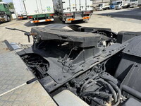 UD TRUCKS Quon Trailer Head QPG-GK5XAB 2015 281,000km_13