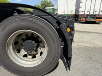 UD TRUCKS Quon Trailer Head QPG-GK5XAB 2015 281,000km_16