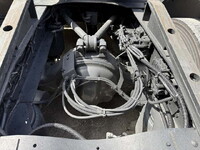 UD TRUCKS Quon Trailer Head QPG-GK5XAB 2015 281,000km_19