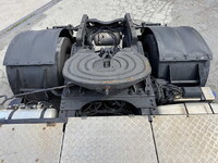 UD TRUCKS Quon Trailer Head QPG-GK5XAB 2015 281,000km_23