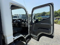 MITSUBISHI FUSO Canter Refrigerator & Freezer Truck TPG-FEB50 2016 590,000km_23
