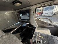 HINO Dutro Panel Van KK-XZU331M 2004 27,000km_29