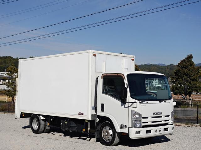 Elf Refrigerator & Freezer Truck_1