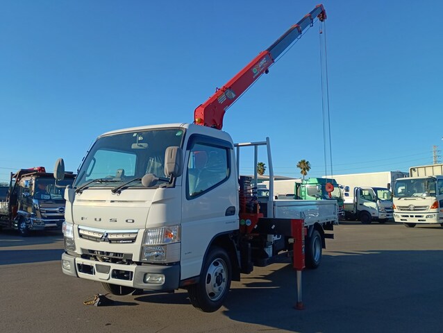Canter Truck (With 4 Steps Of Cranes)_1