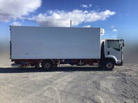 ISUZU Forward Refrigerator & Freezer Truck TKG-FRR90T2 2017 204,695km_6