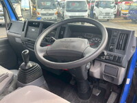 ISUZU Elf Flat Body TRG-NJR85A 2015 168,624km_14