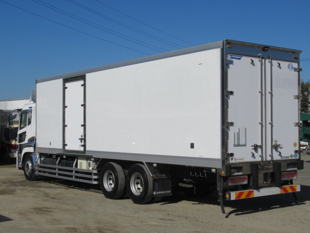 Others Refrigerator & Freezer Truck_2