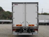 ISUZU Forward Refrigerator & Freezer Truck TKG-FRR90T2 2017 897,800km_3