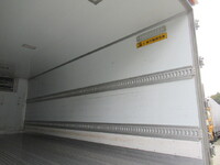 ISUZU Forward Refrigerator & Freezer Truck TKG-FRR90T2 2017 897,800km_8