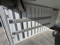 MITSUBISHI FUSO Canter Refrigerator & Freezer Truck TPG-FEB50 2017 308,366km_15