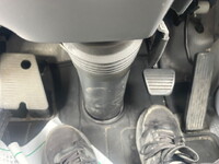 ISUZU Elf Aluminum Van PB-NKR81AN 2005 92,780km_36