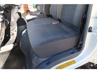 ISUZU Elf Aluminum Van TRG-NLR85AN 2017 225,090km_39