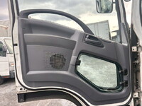 UD TRUCKS Condor Aluminum Wing 2RG-BRR90S2 2018 331,000km_16