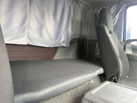 UD TRUCKS Condor Aluminum Wing 2RG-BRR90S2 2018 331,000km_22