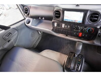 HINO Dutro Double Cab TKG-XZU605M 2015 100,343km_28