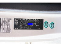 HINO Dutro Double Cab TKG-XZU605M 2015 100,343km_33