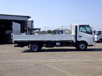 HINO Dutro Flat Body 2KG-XZU720M 2024 1,000km_3