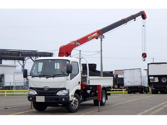 TOYOTA Dyna Truck (With 4 Steps Of Cranes) TKG-XZU650 2018 81,000km_1