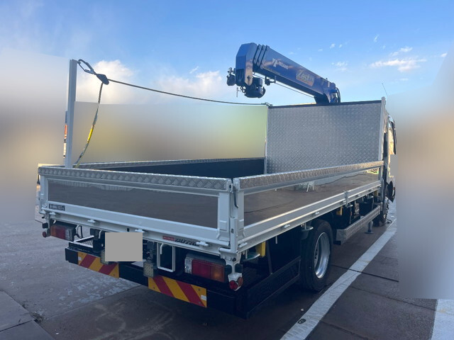 Dutro Truck (With 4 Steps Of Cranes)_2