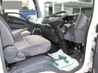 ISUZU Elf Panel Van TPG-NPR85AN 2017 199,000km_18