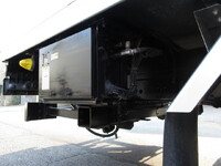 ISUZU Elf Panel Van TPG-NPR85AN 2017 199,000km_38