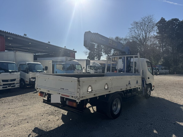 Dutro Truck (With 4 Steps Of Cranes)_2