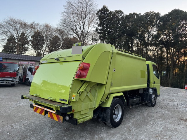 Canter Garbage Truck_2