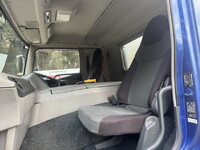 MITSUBISHI FUSO Super Great Container Carrier Truck QPG-FV60VY 2015 587,841km_25