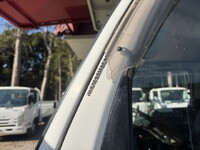 ISUZU Elf Cherry Picker BKG-NKR85N 2010 48,015km_38